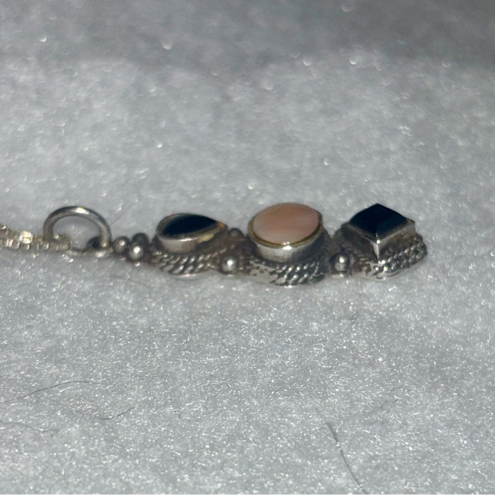 Vintage Sterling Silver 925 Onyx Mother of Pearl Necklace - Picture 5 of 15